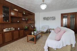 ¡ ESPECTACULAR VIVIENDA JUNTO AMBULATORIO SAN FERMÍN, 140 M2, VISTAS DESPEJADAS !