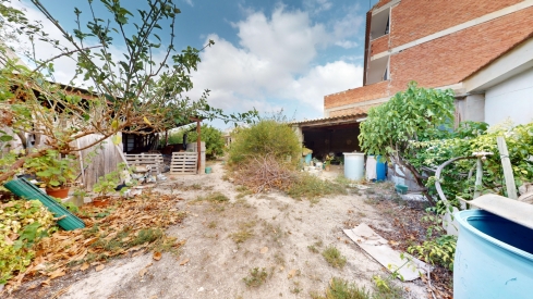 CASA CON TERRENO EN MONFORTE DEL CID