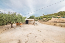 ¡CHALET A LA VENTA EN LA ZONA DE CARRÚS ITV!