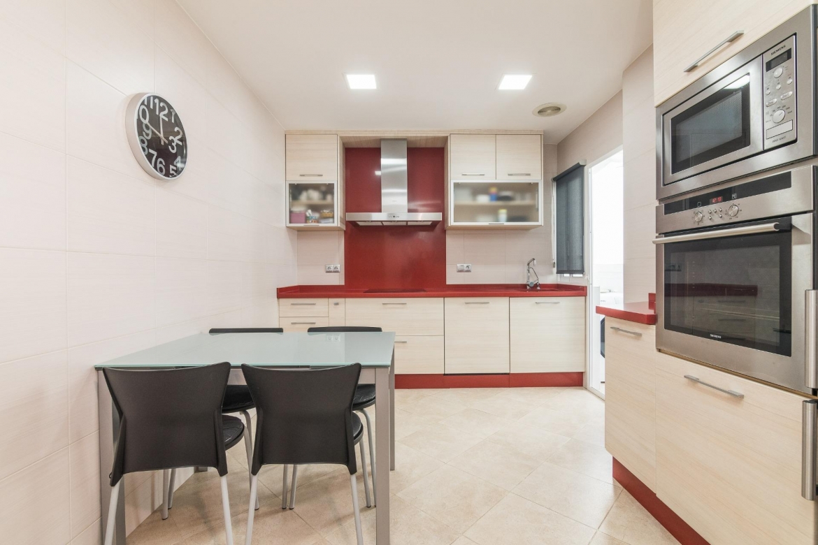 VENTA DE PISO SEMI- NUEVO CERCA RIO Y CLARA CAMPOAMOR- ELCHE - CARRUS - ESTE