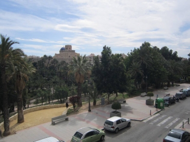 VIVE TODOS LOS DÍAS, MIRANDO AL RÍO VINALOPÓ